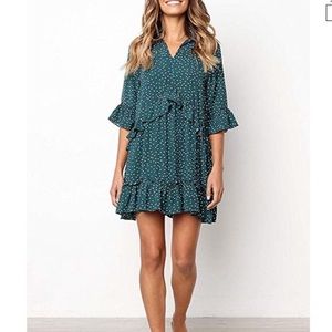 Lightweight ruffle dress never worn Small